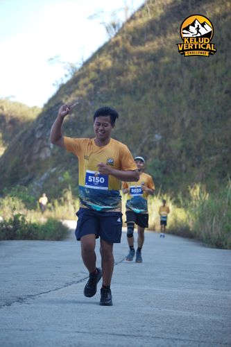 Race photo from Kelud Vertical Challenge 2024