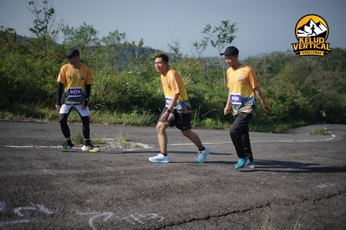 Race photo from Kelud Vertical Challenge 2024