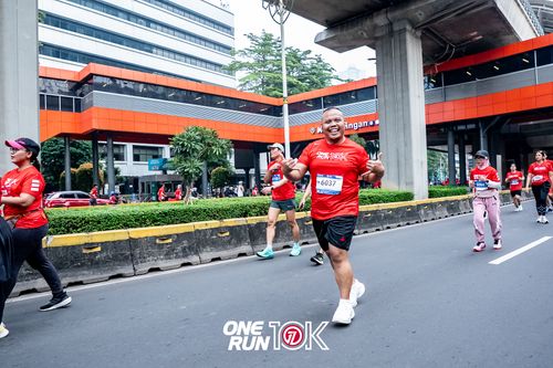Race photo from ONE RUN 10K 2025