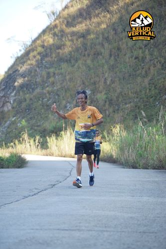 Race photo from Kelud Vertical Challenge 2024