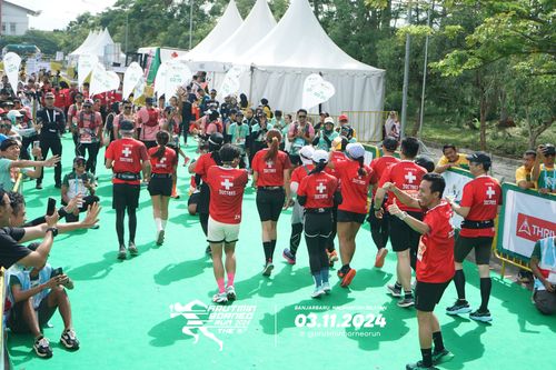 Race photo from Arutmin Borneo Run 2024
