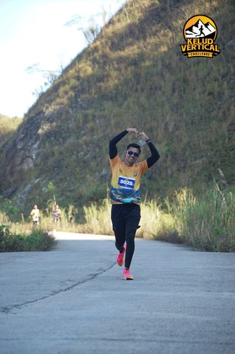Race photo from Kelud Vertical Challenge 2024