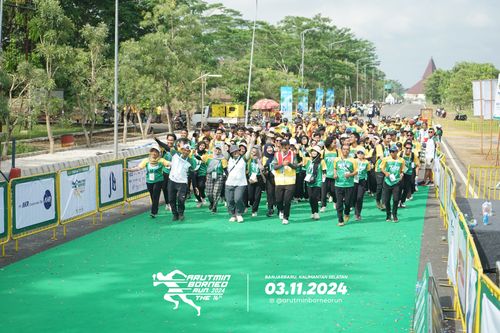 Race photo from Arutmin Borneo Run 2024