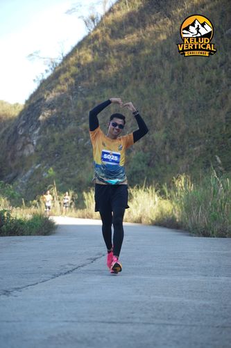 Race photo from Kelud Vertical Challenge 2024