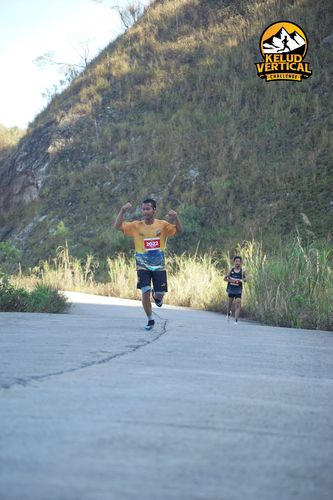 Race photo from Kelud Vertical Challenge 2024