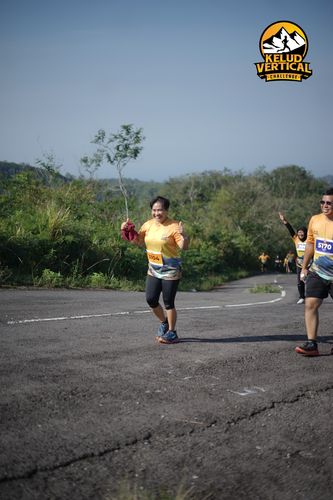 Race photo from Kelud Vertical Challenge 2024