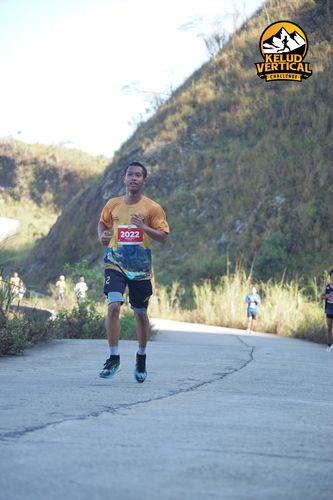 Race photo from Kelud Vertical Challenge 2024