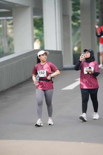 Race photo from Assurance Fun Run 2024