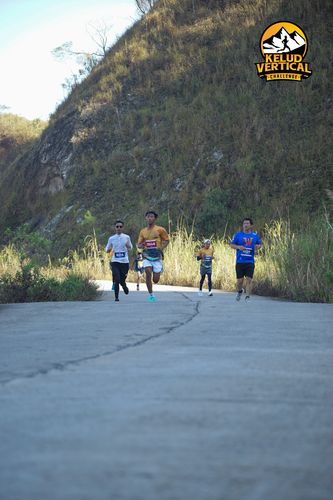 Race photo from Kelud Vertical Challenge 2024
