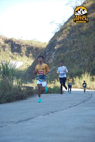 Race photo from Kelud Vertical Challenge 2024