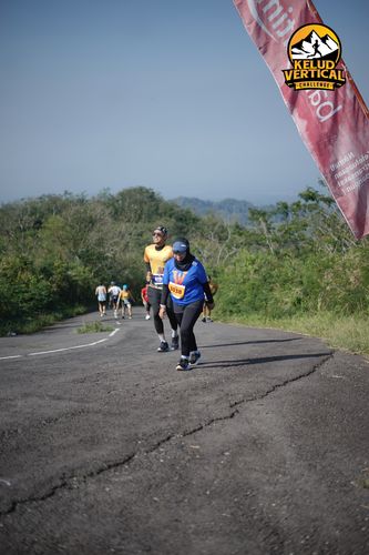 Race photo from Kelud Vertical Challenge 2024
