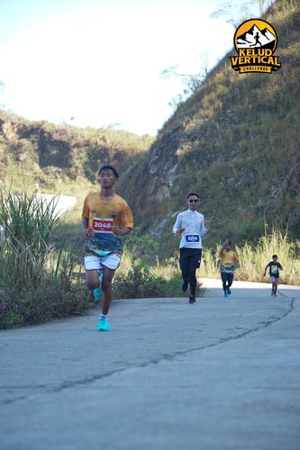 Race photo from Kelud Vertical Challenge 2024