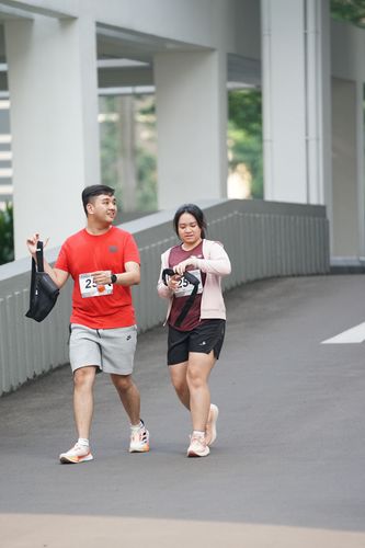 Race photo from Assurance Fun Run 2024