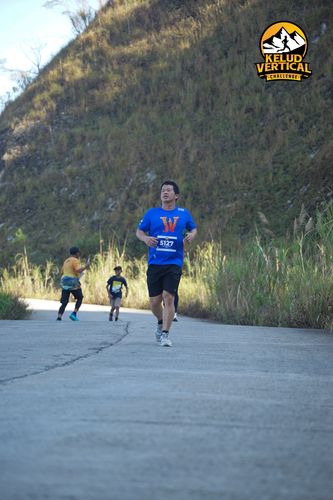 Race photo from Kelud Vertical Challenge 2024