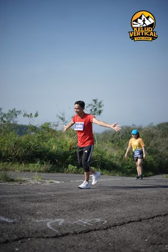 Race photo from Kelud Vertical Challenge 2024