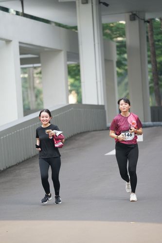 Race photo from Assurance Fun Run 2024