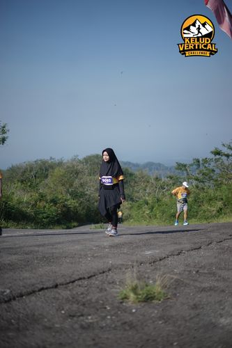 Race photo from Kelud Vertical Challenge 2024