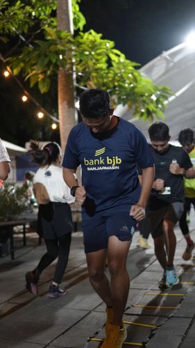Race photo from ISC - Arutmin Borneo Run 