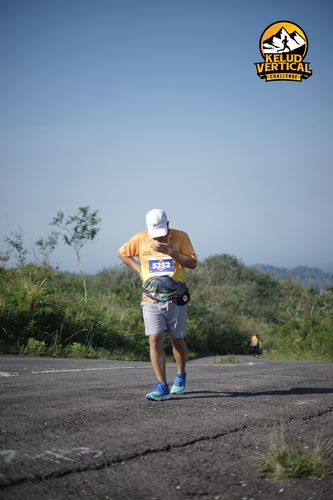 Race photo from Kelud Vertical Challenge 2024