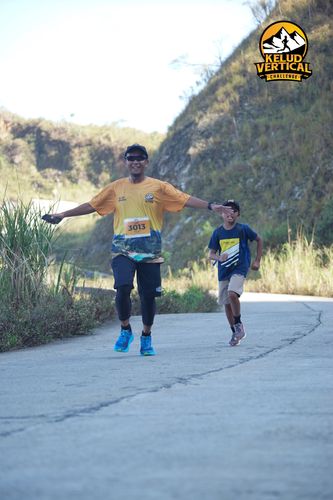 Race photo from Kelud Vertical Challenge 2024