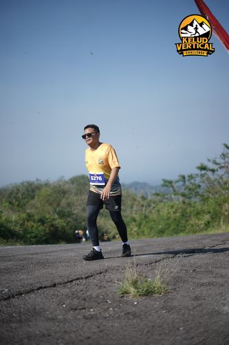 Race photo from Kelud Vertical Challenge 2024