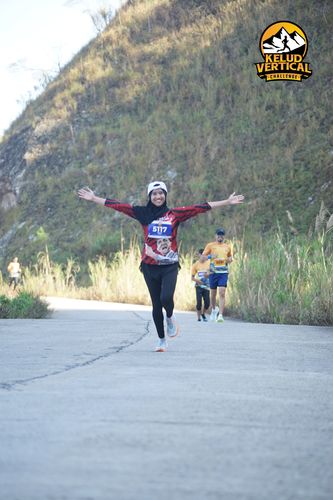 Race photo from Kelud Vertical Challenge 2024
