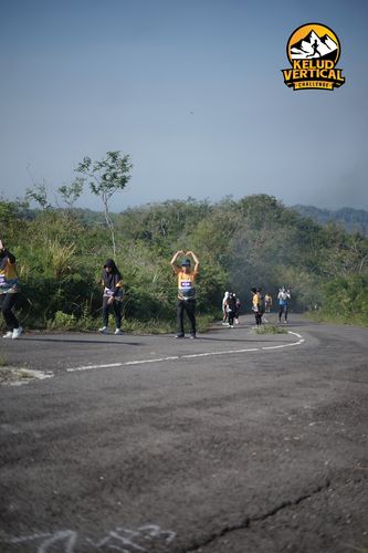 Race photo from Kelud Vertical Challenge 2024