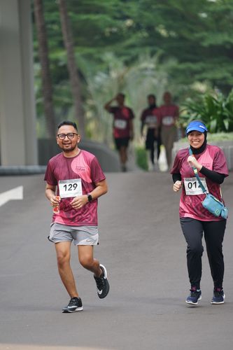 Race photo from Assurance Fun Run 2024