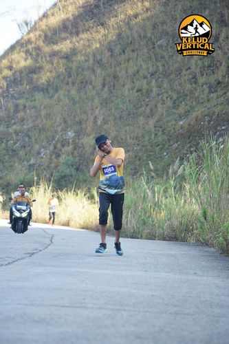 Race photo from Kelud Vertical Challenge 2024