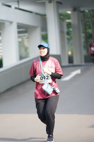 Race photo from Assurance Fun Run 2024