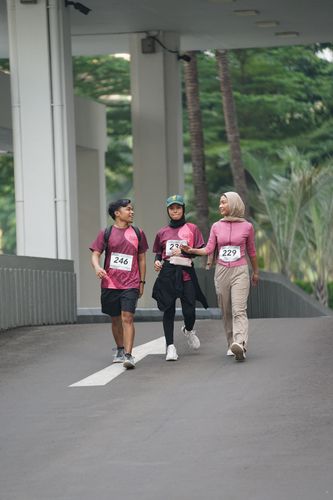 Race photo from Assurance Fun Run 2024