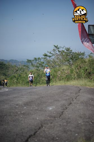 Race photo from Kelud Vertical Challenge 2024