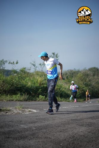 Race photo from Kelud Vertical Challenge 2024