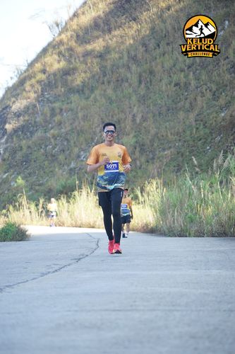 Race photo from Kelud Vertical Challenge 2024
