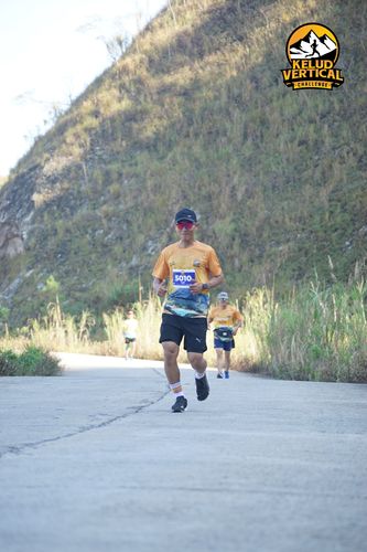 Race photo from Kelud Vertical Challenge 2024