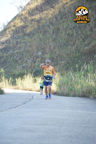 Race photo from Kelud Vertical Challenge 2024
