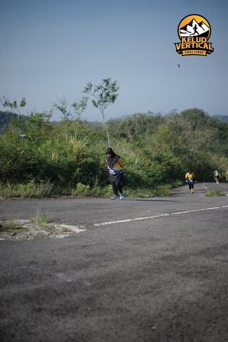 Race photo from Kelud Vertical Challenge 2024