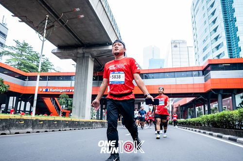 Race photo from ONE RUN 10K 2025