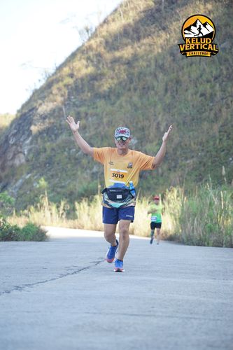 Race photo from Kelud Vertical Challenge 2024