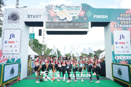 Race photo from Arutmin Borneo Run 2024