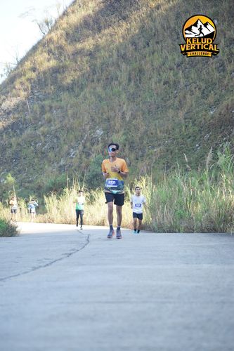 Race photo from Kelud Vertical Challenge 2024