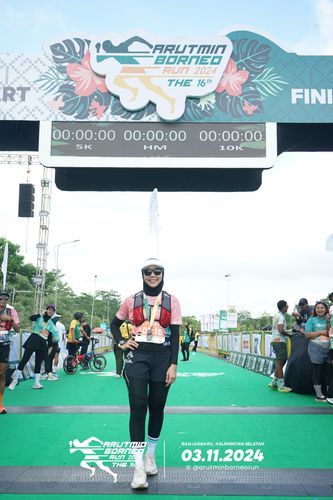 Race photo from Arutmin Borneo Run 2024