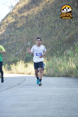 Race photo from Kelud Vertical Challenge 2024