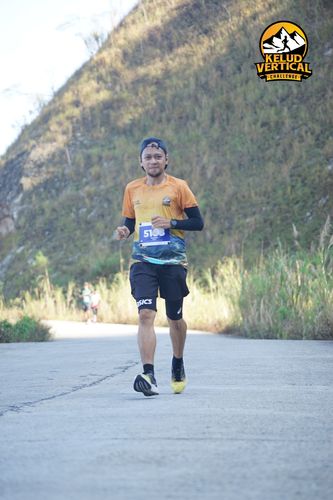 Race photo from Kelud Vertical Challenge 2024