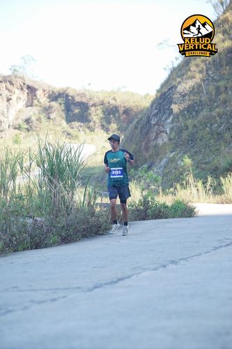 Race photo from Kelud Vertical Challenge 2024