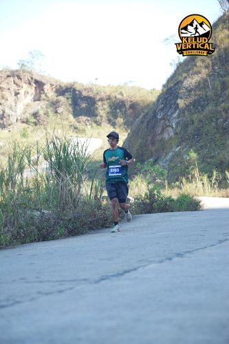 Race photo from Kelud Vertical Challenge 2024