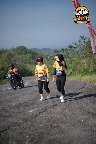 Race photo from Kelud Vertical Challenge 2024