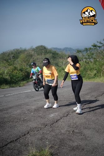 Race photo from Kelud Vertical Challenge 2024