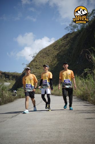 Race photo from Kelud Vertical Challenge 2024