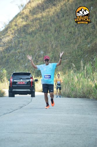 Race photo from Kelud Vertical Challenge 2024
